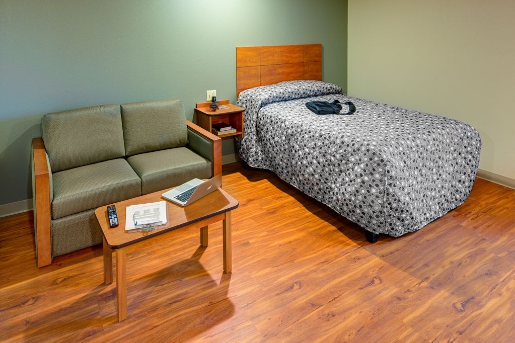 Extended Stay America Select Suites - Wichita - Airport Room photo