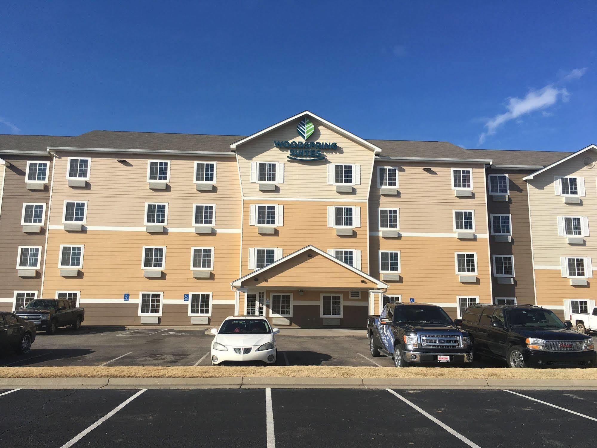 Extended Stay America Select Suites - Wichita - Airport Exterior photo